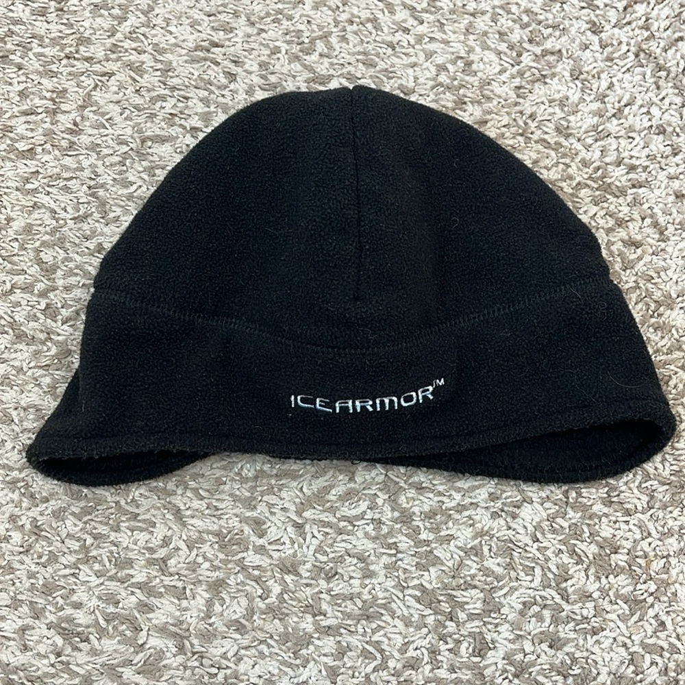 Icearmour Black Fleece Beanie with Rounded Ear Coverings